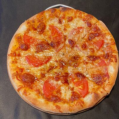 Пицца Маргарита 33 см в Бакинский Chef по цене 620 ₽