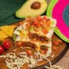 Перуанская Casa Dilla с говядиной под сырным соусом в Don Pepe’s Burritos по цене 510