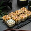 Ролл запеченный Сливочный окунь в Omakase Yoshitake Sushi по цене 770