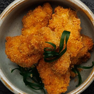 Курица в сухарях в Umami Ramen Club по цене 466 ₽
