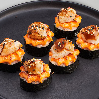 Ролл с крабом и гребешком гриль в Mojo по цене 550