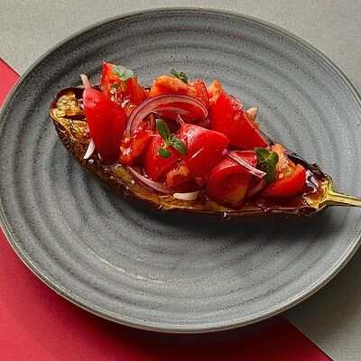 Запеченный баклажан с томатами в MARSALA по цене 380 ₽