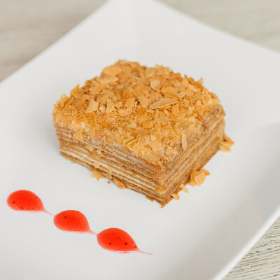 Торт Медовик в Cutlet by El Gauchito по цене 750 ₽