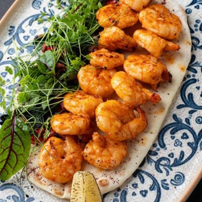 Шашлык из креветок большой в NANA Pirveli по цене 1960 ₽