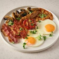 Завтрак Английский в Macadamia кафе