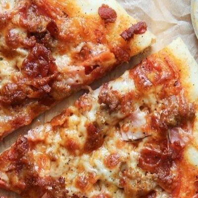 Пицца Одно мясо в Одно мясо по цене 1200 ₽