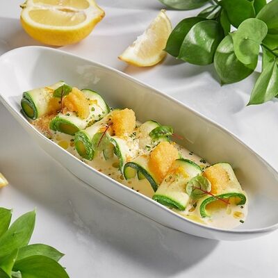 Цукини гриль с лимоном кремом и щучьей икрой в Ribambelle по цене 950 ₽