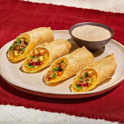 Спринг-ролл с курицей в Тануки по цене 520 ₽