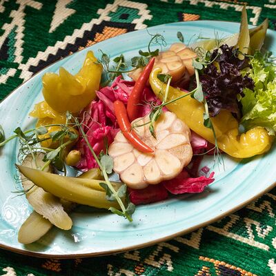 Соленья по-кавказски в Пхали по цене 565 ₽