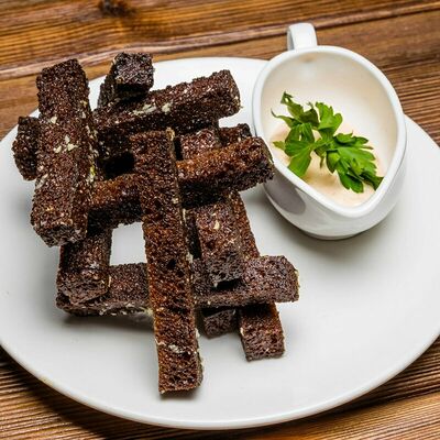 Гренки с чесноком в Бакинский Chef по цене 240 ₽