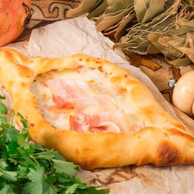 Хачапури с беконом в Мушмула по цене 299