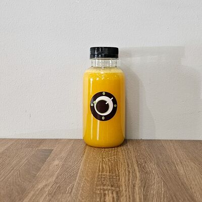 Свежевыжатый апельсиновый фреш в Time to Coffee по цене 480 ₽