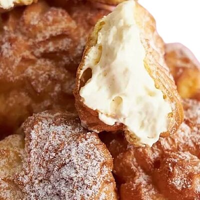 Профитроль в Кусай эклер по цене 156 ₽