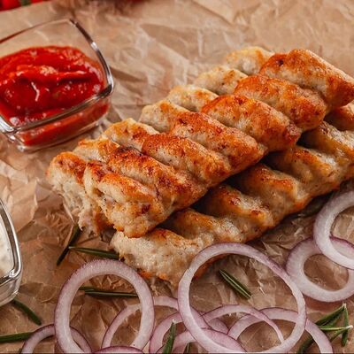 Люля-кебаб из курицы в #Лаваш по цене 432 ₽