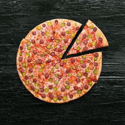 Пицца Охотничья на тонком тесте 43 см в NY Pizza по цене 877 ₽