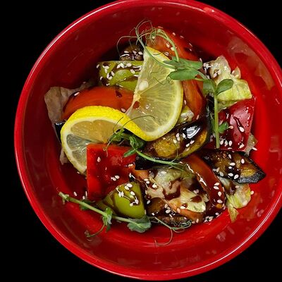 Теплый салат с баклажанами в Карфаген по цене 450 ₽