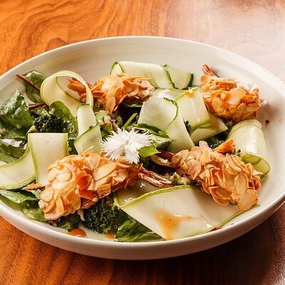 Салат Эби Амондо в Japengo cafe по цене 550 ₽