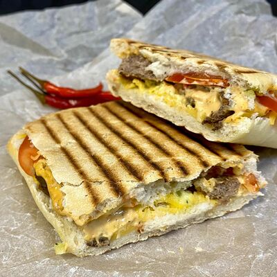 Смачный сэндвич в Чапалах по цене 458 ₽