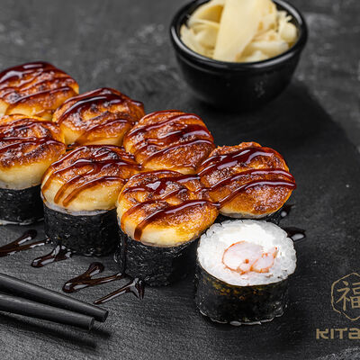 Запеченный ролл с креветкой в Kitana по цене 598 ₽