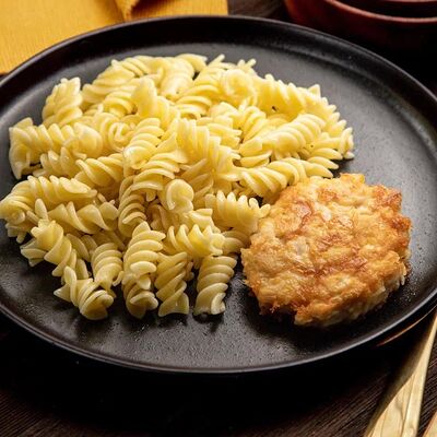 Макароны с куриным шницелем в Папины блины по цене 396 ₽