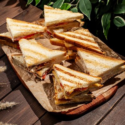 Мини-сэндвичи в Грин по цене 590 ₽