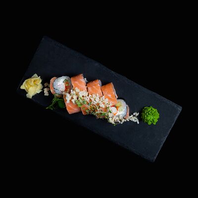 Лосось Снежный краб Воздушный рис в Roof Panorama Cafe по цене 450 ₽