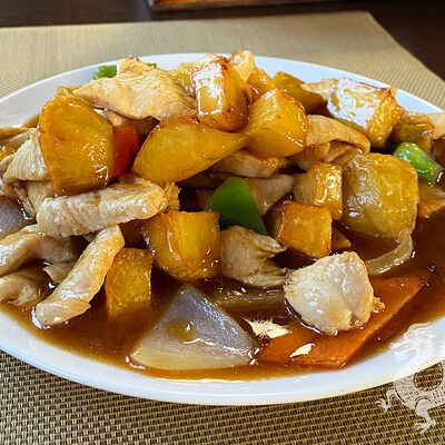 Куриное филе с картофелем в Чан-Ли по цене 470 ₽