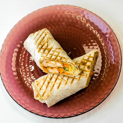 Шаурма на углях с курицей в Mr шашлык по цене 310 ₽