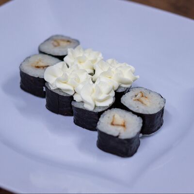 Маки сливочный с угрем в Суши Ready по цене 299 ₽