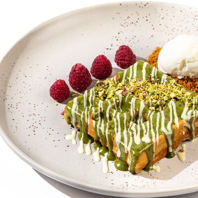 Фисташковая вафля в Melty по цене 575 ₽