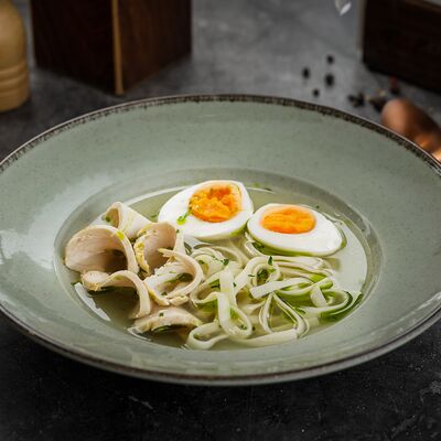 Суп Цыпа и утя в Френдс по цене 490 ₽