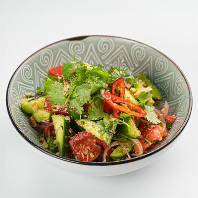 Салат по-грузински в Южанин по цене 78000 сум