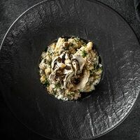 Казаречче с курицей и грибами в Everest continental
