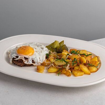 Гранд котлет из мраморной говядины с картофелем а-ля Пушкин в Великие по цене 1020 ₽