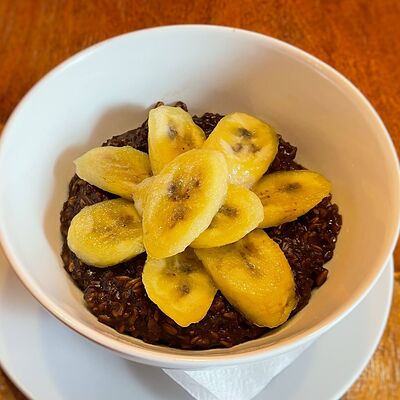 Овсянка шоколадная с бананом в Суп с котом по цене 460 ₽