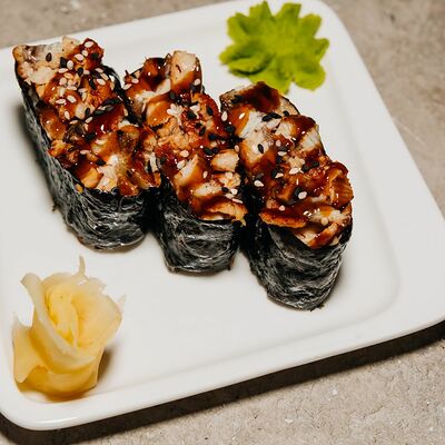 Сливочные суши с угрем в Smile по цене 340 ₽