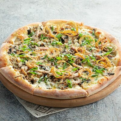Пицца грибная с пряной курой в Иван да Марья по цене 490
