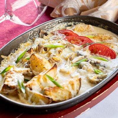 Русская сковородка с курицей в Любимая по цене 300 ₽