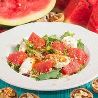 Салат с арбузом и брынзой в Мушмула