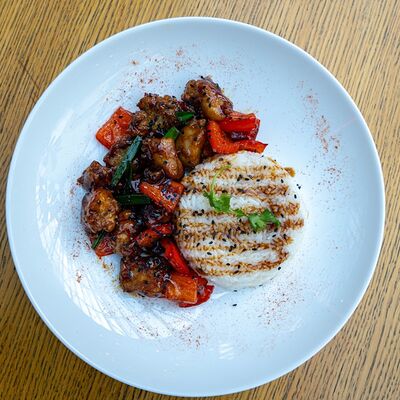 Курица терияки в Том Ям бар по цене 790 ₽