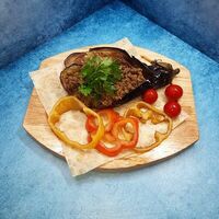 Баклажан фаршированный овощами и мясом в Армянский двор
