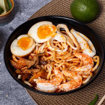 Том ям рамен с морепродуктами в 4Pho по цене 780 ₽