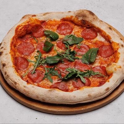 Пицца Пеперони в Амстердам по цене 635 ₽