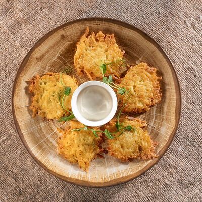 Картофельные драники с грибами в Самовар по цене 450 ₽