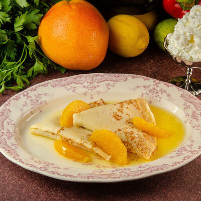 Блинчики с апельсином и ванильным кремом в Чичилаки по цене 750 ₽