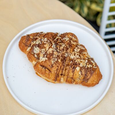 Круассан с нутеллой в Karma по цене 625 ₽