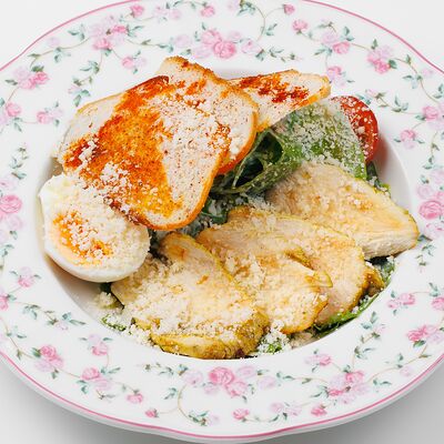 Цезарь с цыпленком в УРМАН кафе по цене 525 ₽