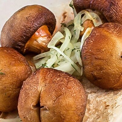 Шампиньоны на мангале в Бурум по цене 390 ₽