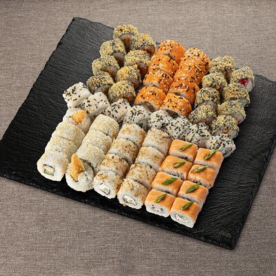 Сет 14 в Wok & Box по цене 2399 ₽