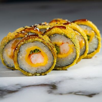 Ролл Мегаполис темпура в Pizza & Roll по цене 560 ₽